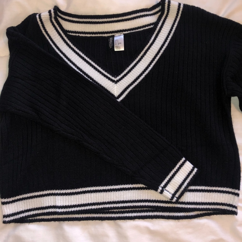 Varsity Cropped V Neck Sweater